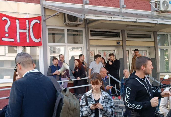 Dekan posle incidenata na DIF u Novom Sadu: Onlajn nastava će se odvijati normalno, bez obzira na blokadu