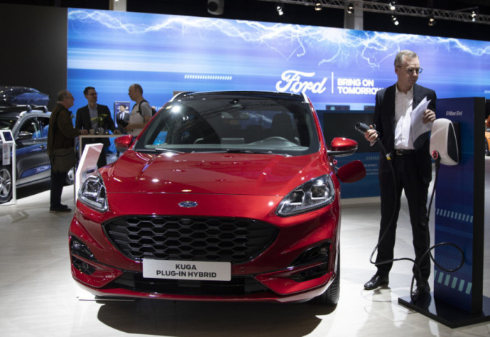 Vozila "ford kuga" i "škoda fabia" povlače se iz Srbije zbog fabričke greške