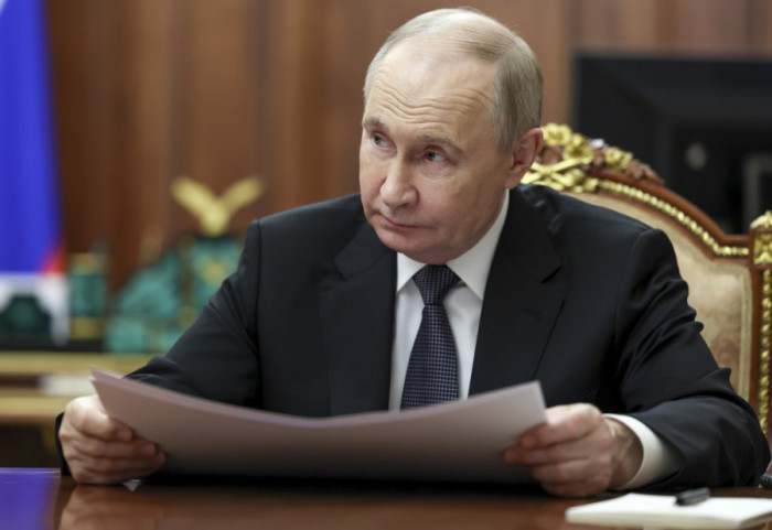 Putin potpisao zakon kojim se stranim državljanima dozvoljava da se prijave za vojnu službu