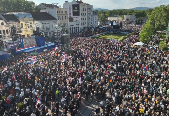 Održana centralna manifestacija "Svenarodnog sabora" u Nišu, Vučić se obratio okupljenim građanima