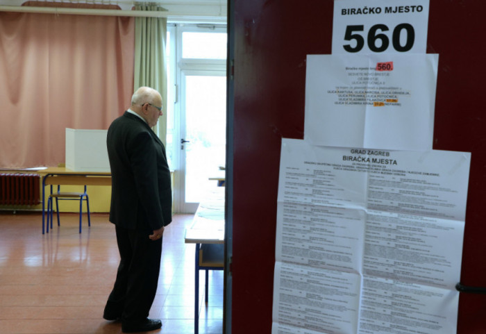 U Hrvatskoj 80 gradova izabralo gradonačelnike: Zagreb, Split, Rijeka, Vukovar, Dubrovnik čekaju drugi krug