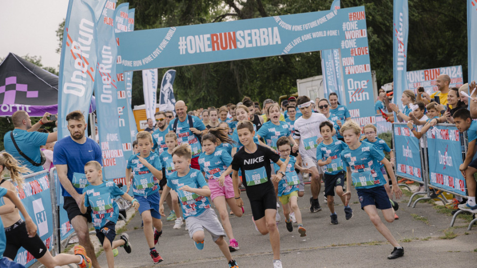 (FOTO) Više od 1.000 trkača u Srbiji pokušava da obori Ginisov rekord