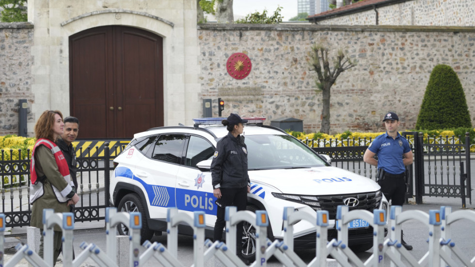 Telo bebe s opekotinama i posekotinama nađeno u smeću u Istanbulu