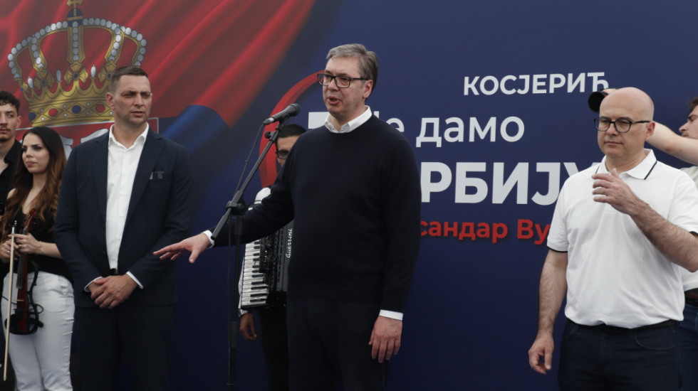 Vučić u poseti Kosjeriću: Dosta toga se uradilo, trenutno se rekonstruiše 96 kilometara puteva