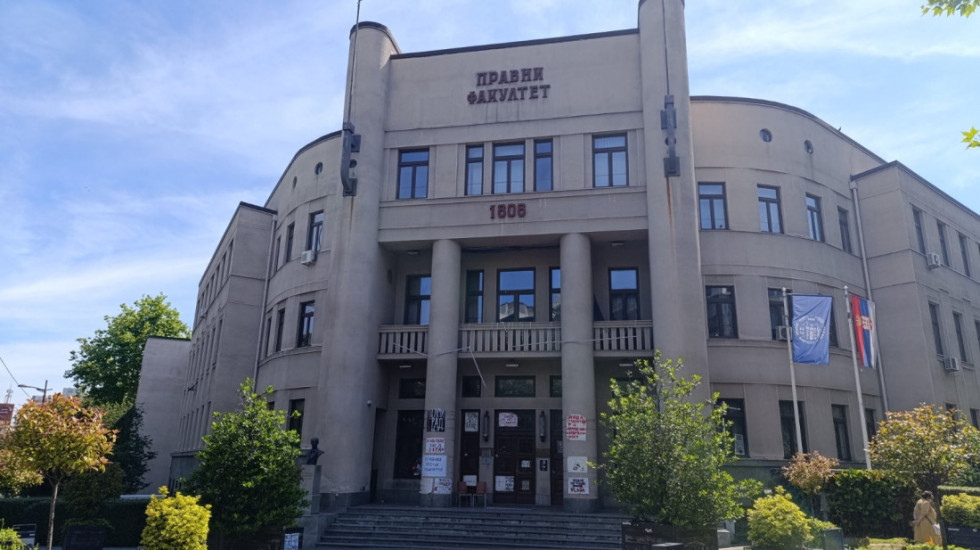 Nastavno-naučno veće Pravnog fakulteta usvojilo odluku da ispitni rokovi počnu od 9. avgusta