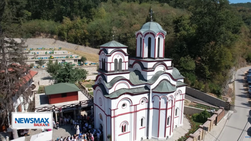 (VIDEO) U manastiru Tumane se čuda obistinjuju: "Kada čoveka ostavi svaka nada, onda Bog od nemogućeg čini moguće"