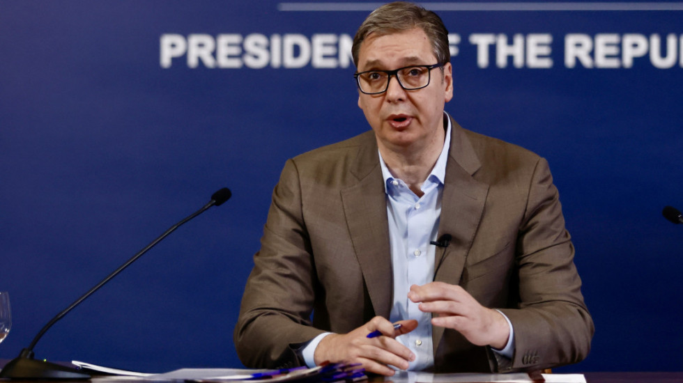 Vučić: Bolja situacija na jugu i istoku Srbije, počelo raščišćavanje terena od paljevine posle požara