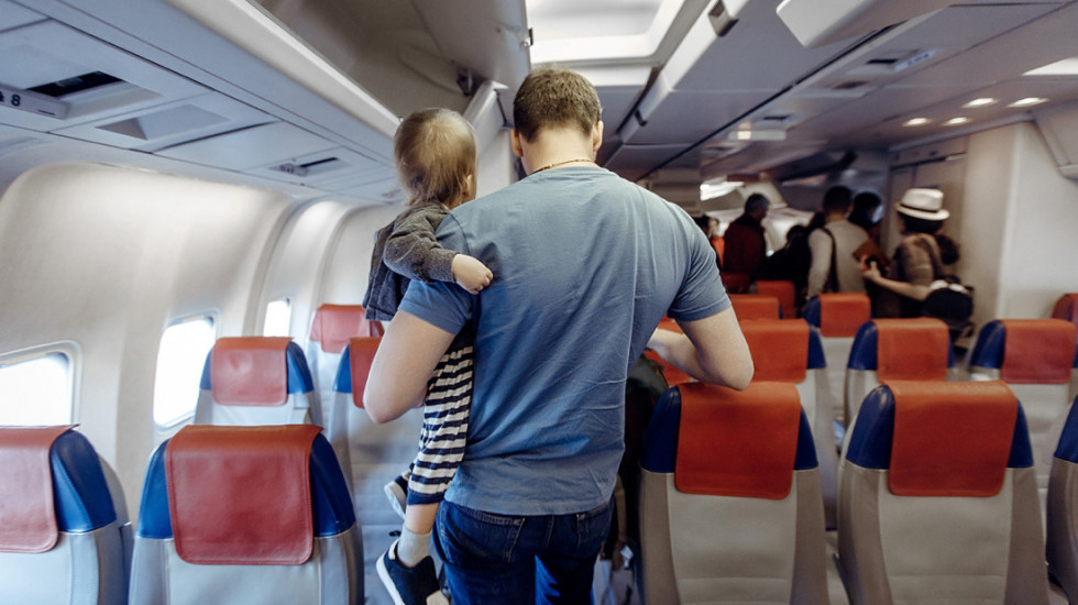 EU ukinula ograničenje od 100 mililitara tečnosti za unošenje u avion