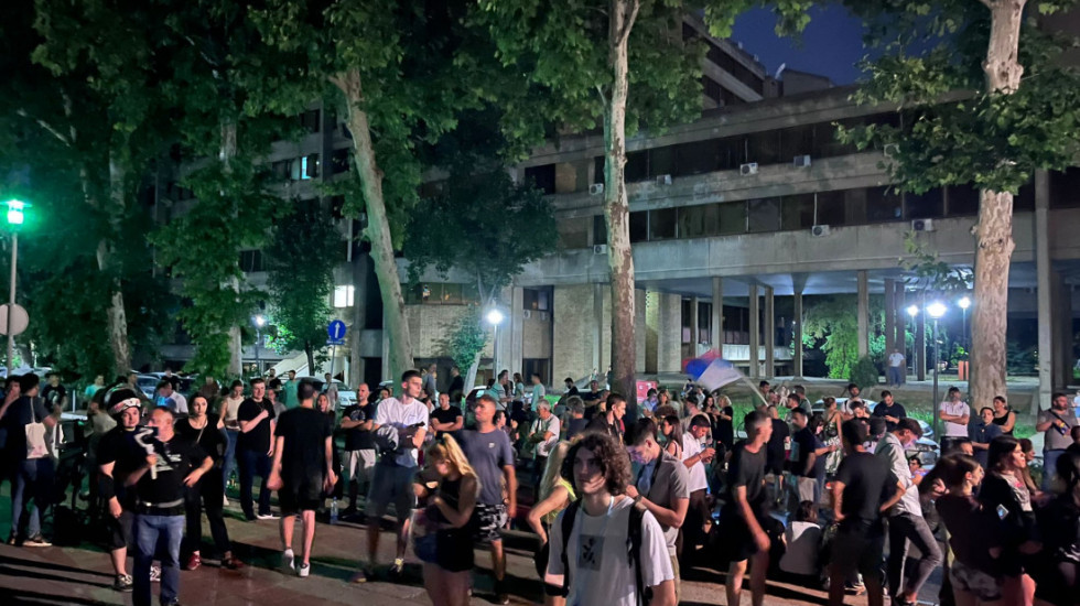 (VIDEO) Student PMF sklopio sporazum s tužilaštvom i pušten na slobodu, za trojicu predložen pritvor