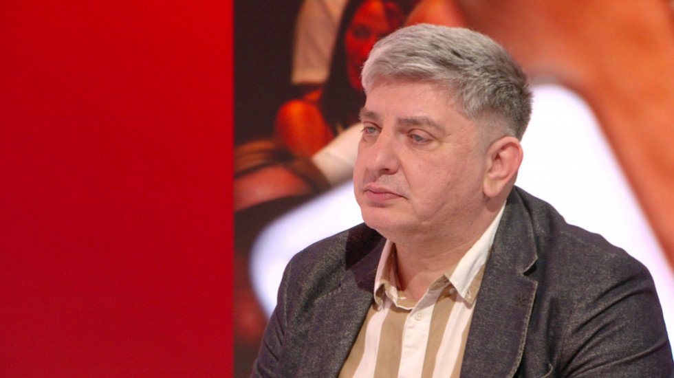 (VIDEO) Novinar Tomić u "Sintezi": SNS ne mora svuda da nastupa kao buldožer, studentski pokret odavno nije studentski