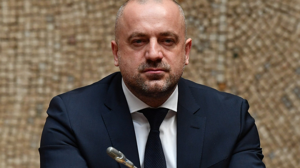 Tužilaštvo u Prištini izdalo poternice protiv 11 Srba zbog barikada na severu KiM 2022. godine, među njima i Radoičić