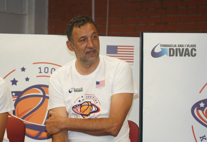 Divac posle operacije kuka: Sve je okej, dobro sam, idemo napred