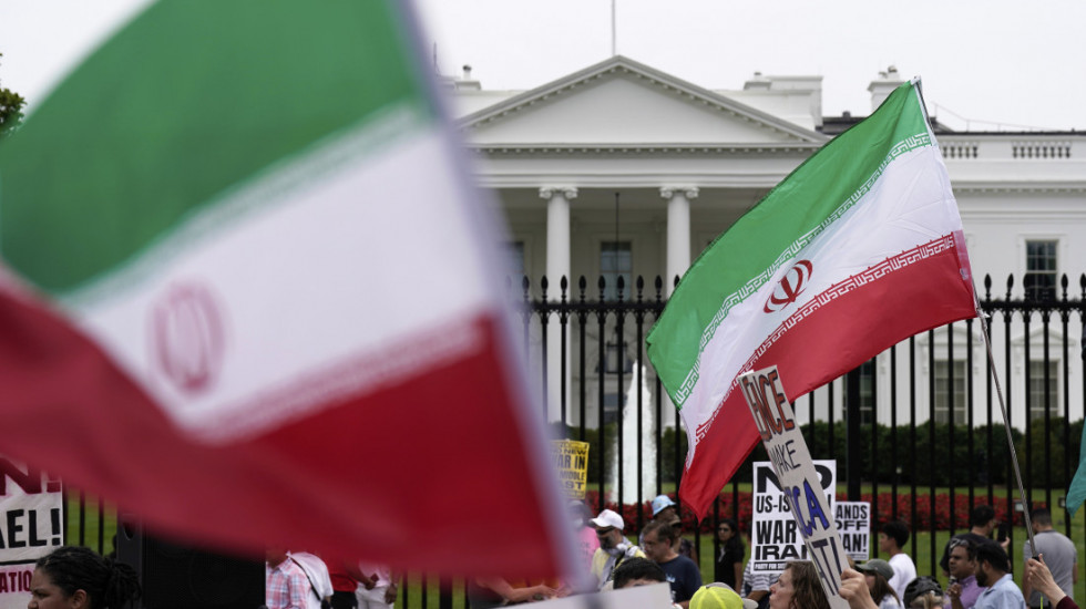 SAD uvele nove sankcije za više od 115 entiteta povezanih sa Iranom