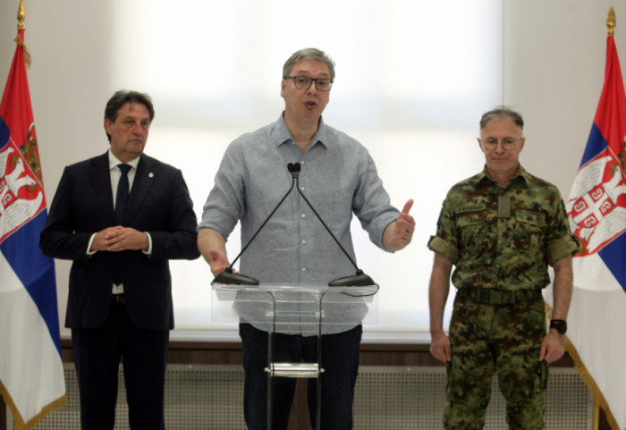 Vučić posle sastanka sa Generalštabom: Formiramo digitalnu vojnu platformu, rekordan broj prijava za specijalne jedinice
