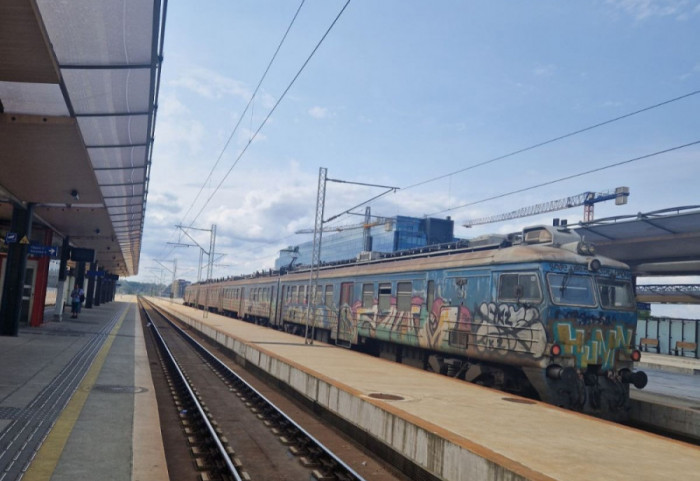 Infrastrukture železnice upozoravaju: Kretanje po pruzi opasno po život i zabranjeno, dovoljna je mala nepažnja