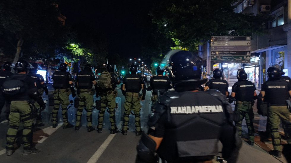 Uhapšeno osmoro studenata: Sumnjiče se za nasilnu promenu ustavnog uređenja
