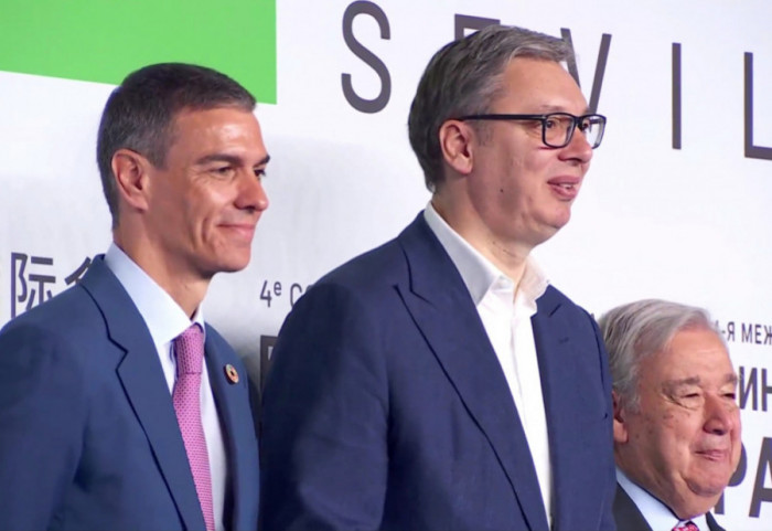 Vučić u Sevilji o blokadama: Maltretiranje građana izraz nemoći i besa, država uradila svoj posao i nastaviće da ga radi