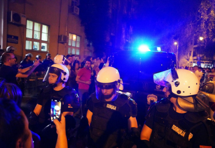 VJT formiralo predmet povodom pretnje smrću policiji na Iks nalogu "FDU u blokadi"