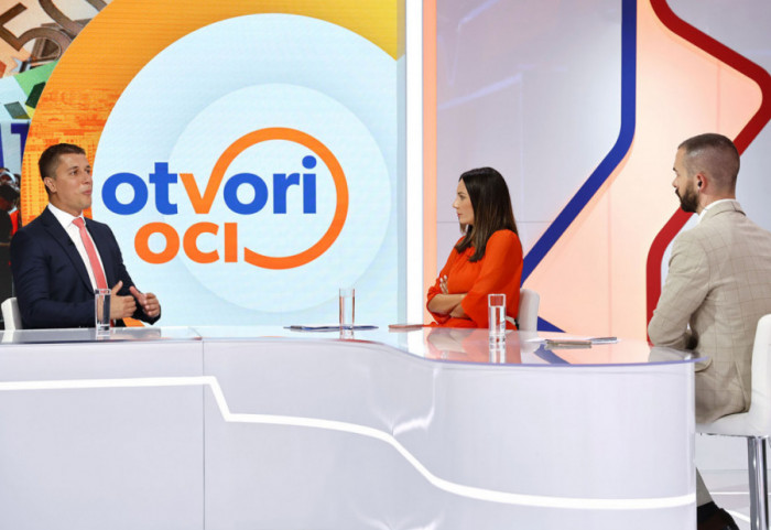 (FOTO/VIDEO) Državni sekretar Ministarstva finansija: Blokade su prepolovile strane investicije u Srbiji