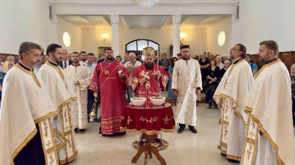 Episkop Heruvim u Vukovaru služio liturgiju i parastos postradalima u "Oluji"