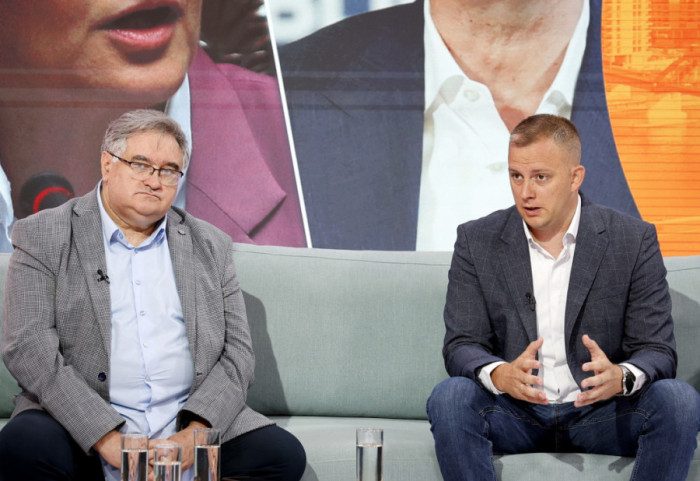 "U Srbiji vlada atmosfera izborne kampanje, iako izbori nisu raspisani": Gosti Newsmax Balkans o političkoj krizi