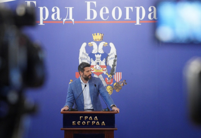 (FOTO) Šapić: Radovi na Trgu Nikole Pašića biće završeni do četvrtka, ali ne znam kad će biti pušten u saobraćaj