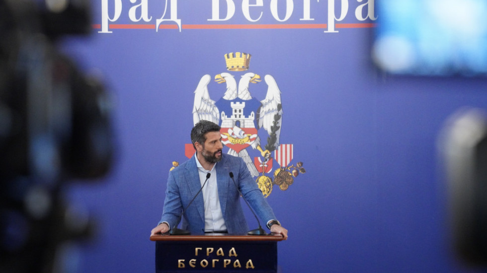 (FOTO) Šapić: Radovi na Trgu Nikole Pašića biće završeni do četvrtka, ali ne znam kad će biti pušten u saobraćaj