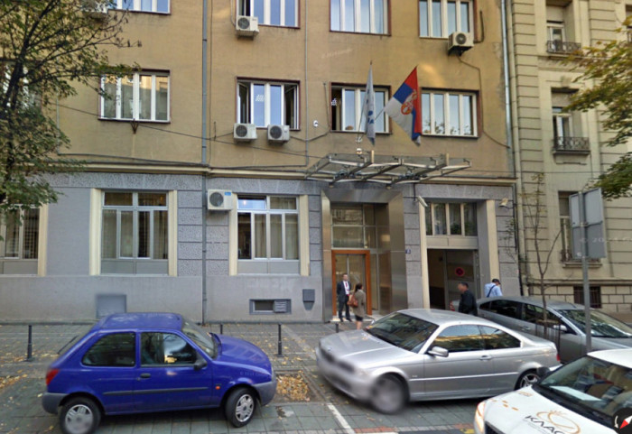 U PKS javna rasprava o mineralnim sirovinama, ispred zgrade protest ekoloških aktivista