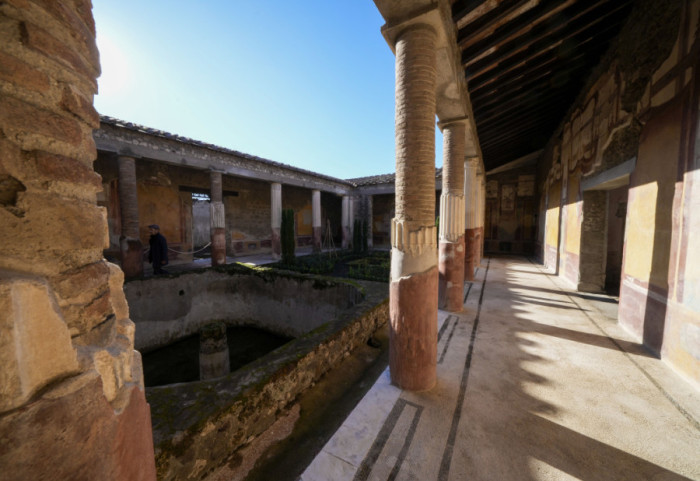 Posle erupcije vulkana Vezuvio ljudi su se vratili da žive u ruševinama Pompeje, otkrili arheolozi