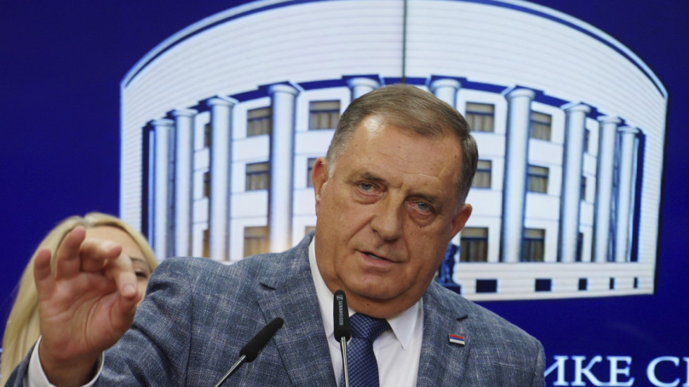 Dodik: Republika Srpska nalazi se u završnoj fazi svoje političke borbe, ulazimo u seriju referenduma