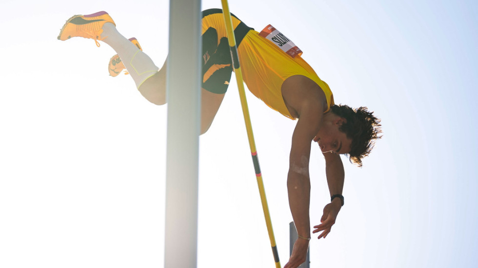 Švedski atletičar Armand Duplantis oborio svetski rekord u skoku s motkom