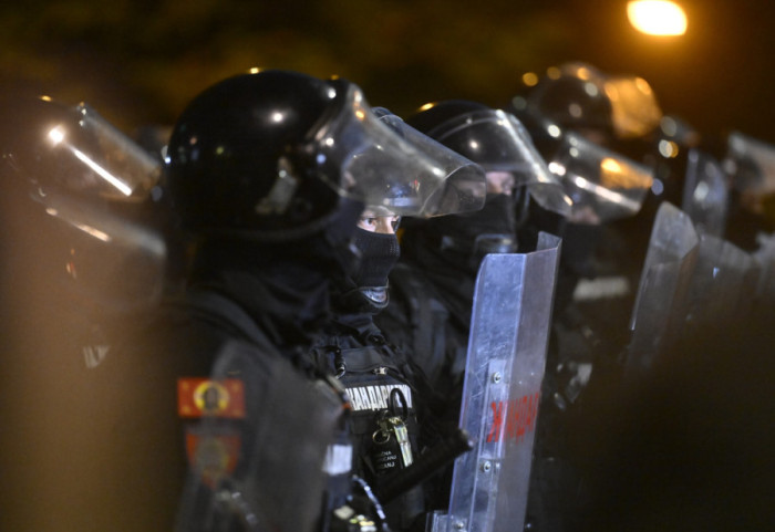 Zaštitnik građana pokrenuo postupak ocene pravilnosti rada MUP zbog delovanja na protestu u Valjevu