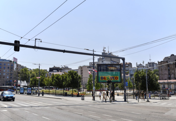 AMSS: Oprez u saobraćaju zbog mokrih kolovoza, kamioni na Batrovcima čekaju pet sati