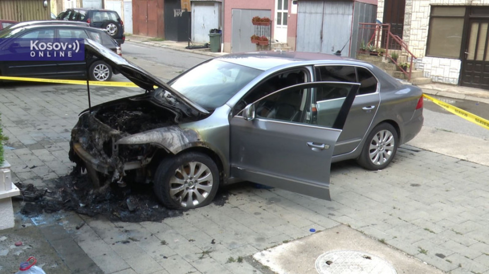 (FOTO/VIDEO) Kandidatu za odbornika Srpske liste zapaljen auto: "Cilj je da zastraše mene i moju porodicu"