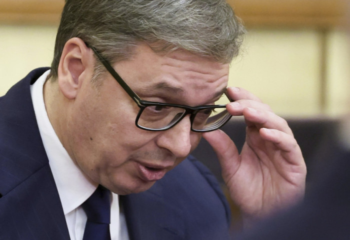 Vučić: U KC Vojvodine javilo se 14 policajaca i 10 građana, spremaju se demonstracije protiv Kancelarije za KiM