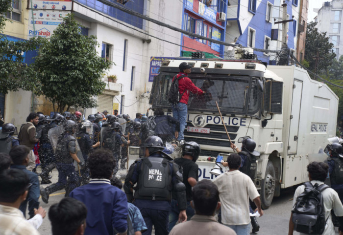 "Demonstracije generacije Z": Nepal ukinuo zabranu društvenih mreža nakon protesta u kojima je poginulo 19 osoba