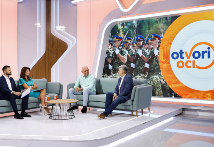 (FOTO/VIDEO) Gosti Newsmax Balkans: Vojni rok od 75 dana nije dovoljan, odluka je iznuđena i doneta bez pripreme