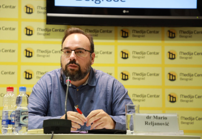 Dr Mario Reljanović, predsednik Centra za dostojanstven rad gost, Sinteze u 21 sat